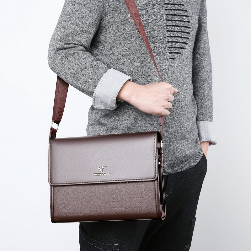 Men's Messenger Shoulder Brief - Interior Design Portfolio ulasan dan harga