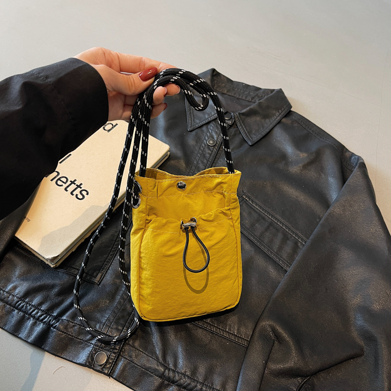 Niche Design Women's Bag Ins M - Interior Design Minimalist ulasan dan harga